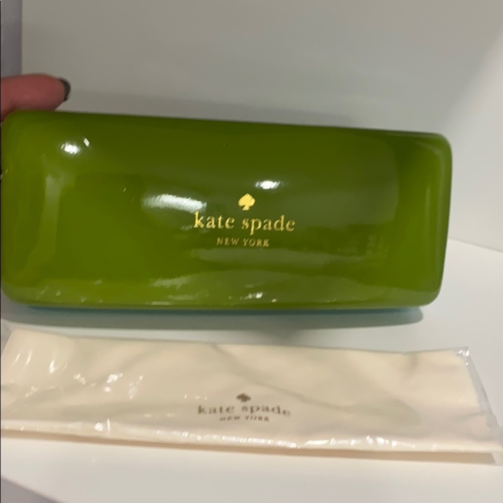 Kate Spade Sunglasses Case w/cleaning Cloth (New)